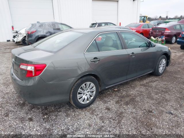 Photo 3 VIN: 4T4BF1FK1CR161557 - TOYOTA CAMRY 