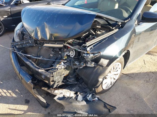 Photo 5 VIN: 4T4BF1FK1CR169173 - TOYOTA CAMRY 