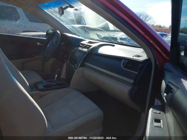 Photo 4 VIN: 4T4BF1FK1CR174325 - TOYOTA CAMRY 