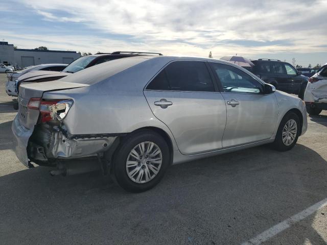 Photo 2 VIN: 4T4BF1FK1CR175698 - TOYOTA CAMRY BASE 