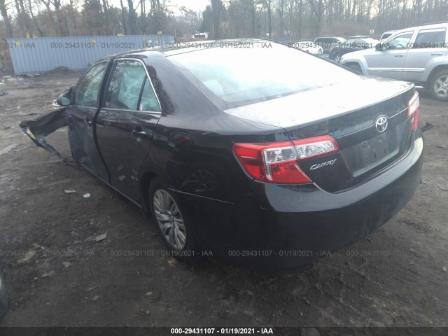 Photo 2 VIN: 4T4BF1FK1CR176009 - TOYOTA CAMRY 