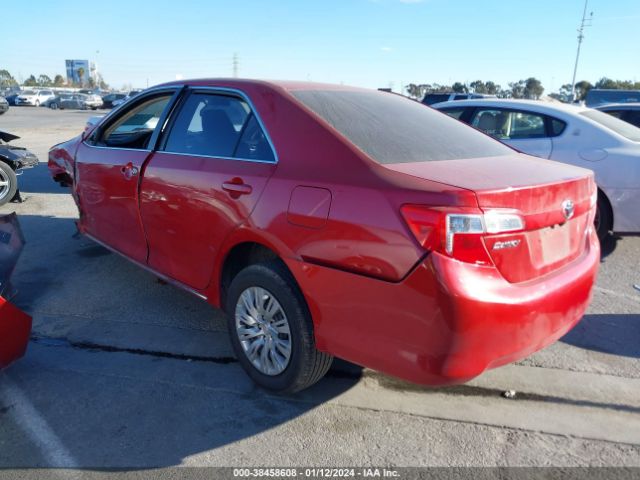 Photo 2 VIN: 4T4BF1FK1CR197166 - TOYOTA CAMRY 