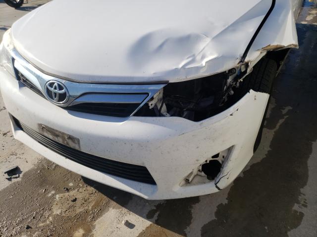 Photo 8 VIN: 4T4BF1FK1CR247399 - TOYOTA CAMRY BASE 