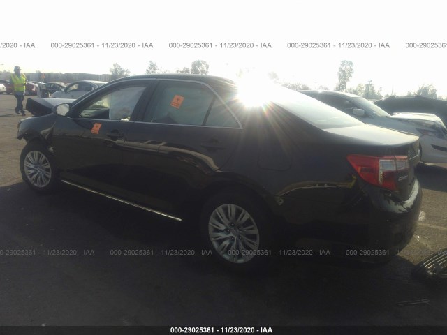 Photo 2 VIN: 4T4BF1FK1CR261058 - TOYOTA CAMRY 