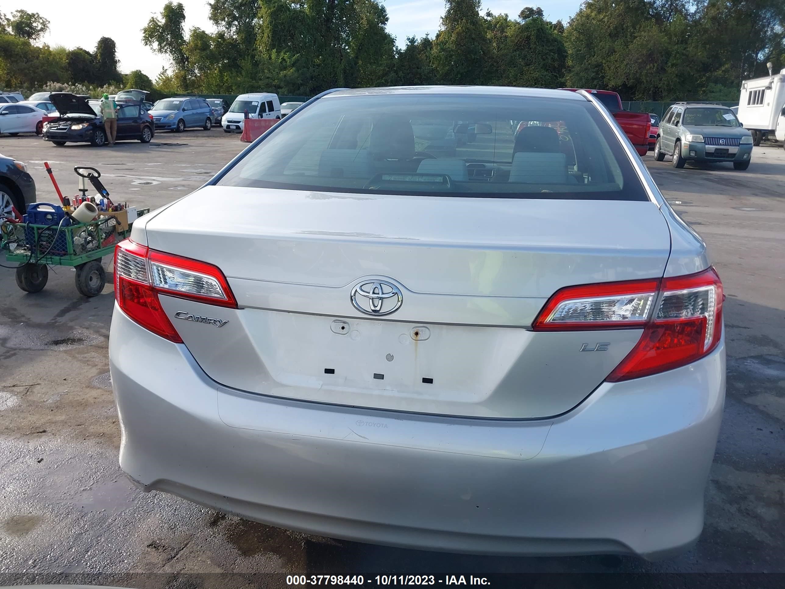 Photo 16 VIN: 4T4BF1FK1CR263974 - TOYOTA CAMRY 