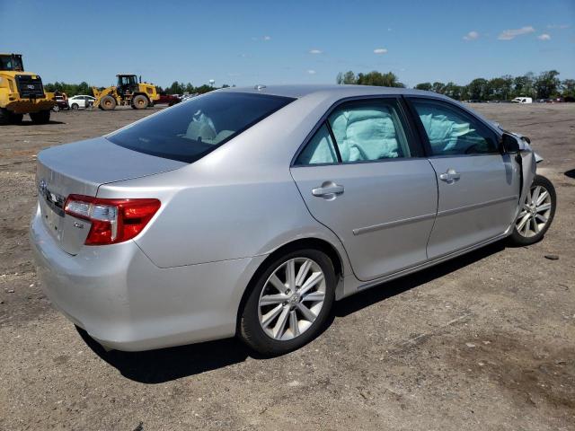 Photo 2 VIN: 4T4BF1FK1CR270133 - TOYOTA CAMRY BASE 