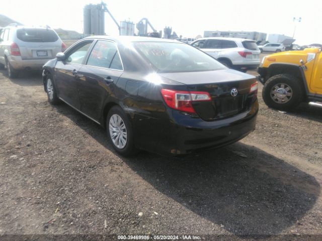 Photo 2 VIN: 4T4BF1FK1DR281120 - TOYOTA CAMRY 