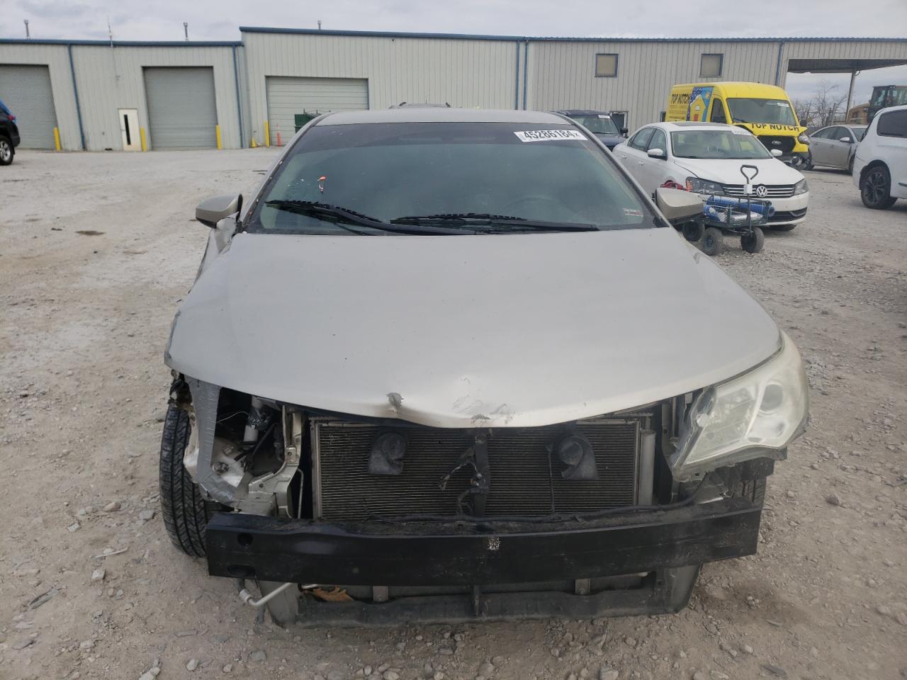 Photo 4 VIN: 4T4BF1FK1DR297074 - TOYOTA CAMRY 