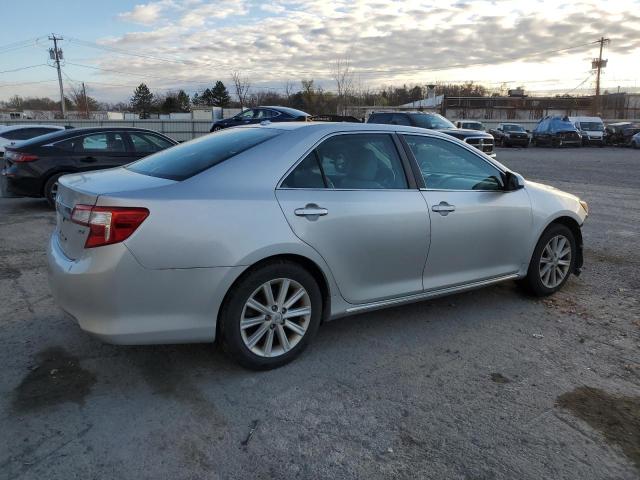 Photo 2 VIN: 4T4BF1FK1DR319168 - TOYOTA CAMRY L 