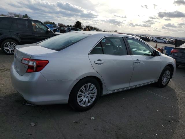 Photo 2 VIN: 4T4BF1FK1DR319316 - TOYOTA CAMRY 