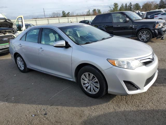 Photo 3 VIN: 4T4BF1FK1DR319316 - TOYOTA CAMRY 