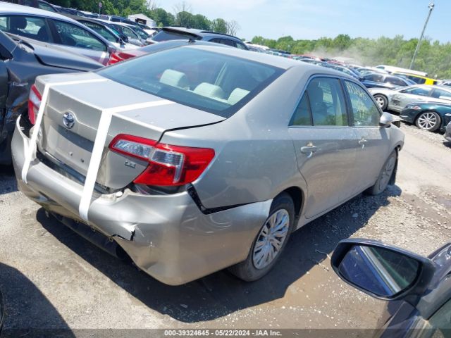 Photo 3 VIN: 4T4BF1FK1DR334804 - TOYOTA CAMRY 