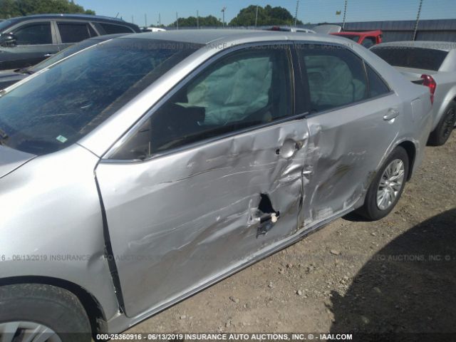 Photo 5 VIN: 4T4BF1FK1DR335564 - TOYOTA CAMRY 