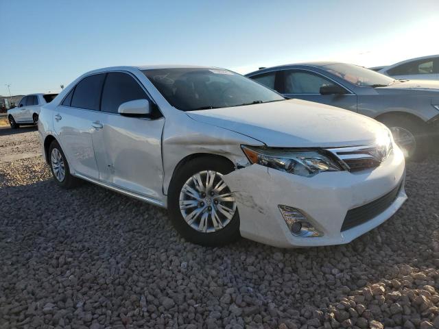 Photo 3 VIN: 4T4BF1FK1DR335810 - TOYOTA CAMRY L 