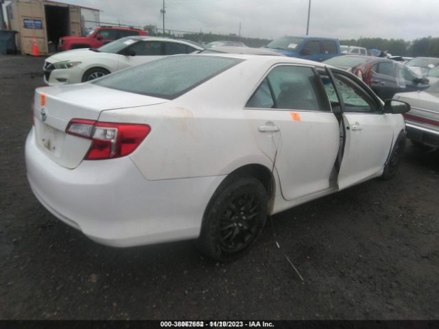 Photo 3 VIN: 4T4BF1FK1ER359767 - TOYOTA CAMRY 