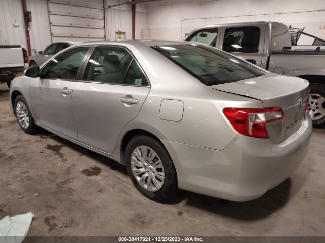 Photo 2 VIN: 4T4BF1FK1ER436475 - TOYOTA CAMRY 