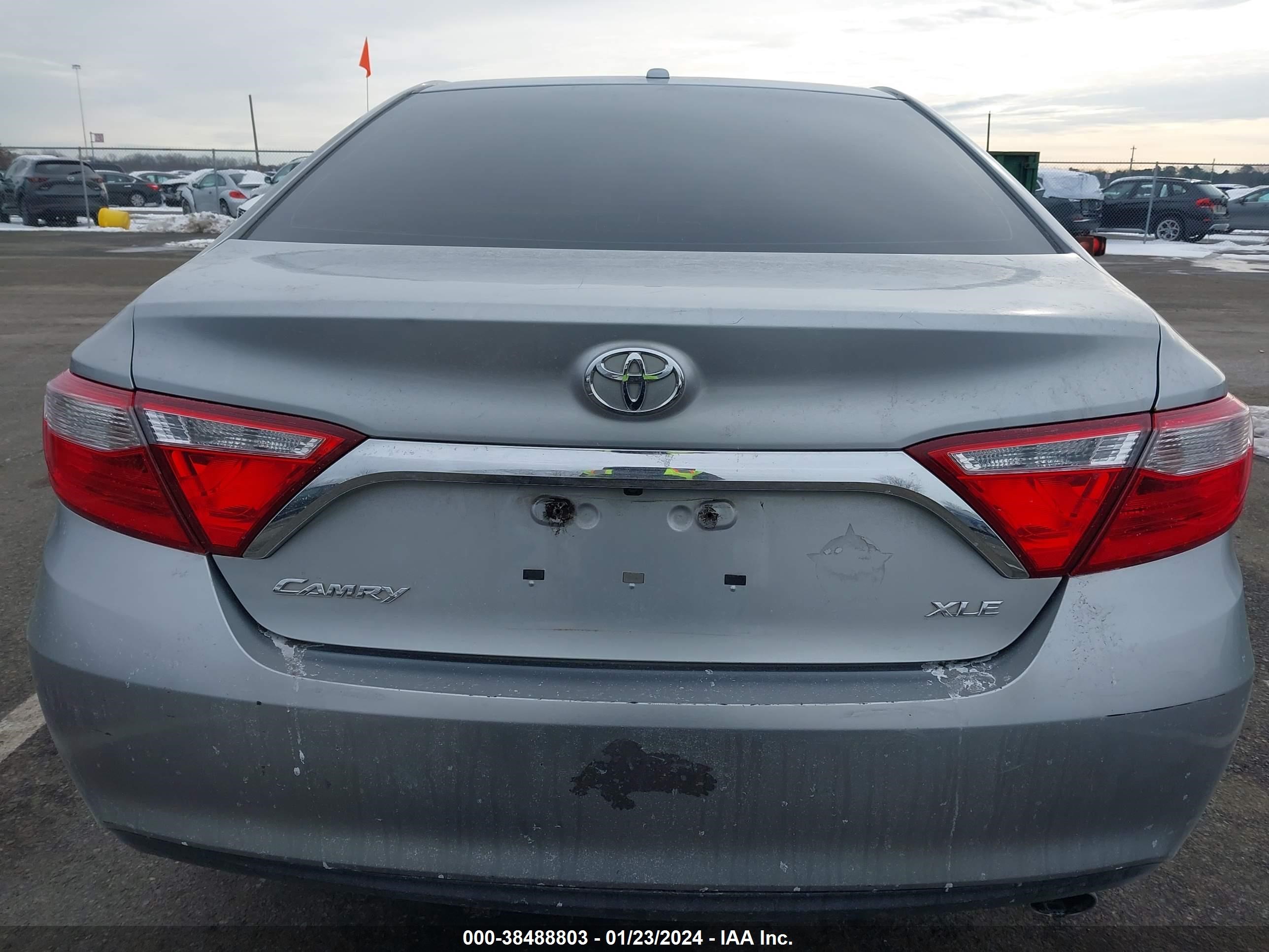 Photo 15 VIN: 4T4BF1FK1FR467971 - TOYOTA CAMRY 