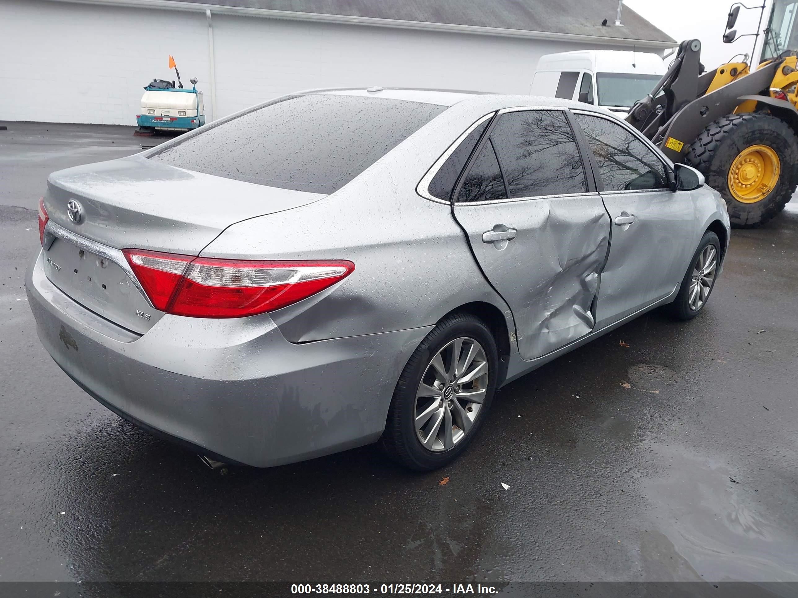 Photo 3 VIN: 4T4BF1FK1FR467971 - TOYOTA CAMRY 