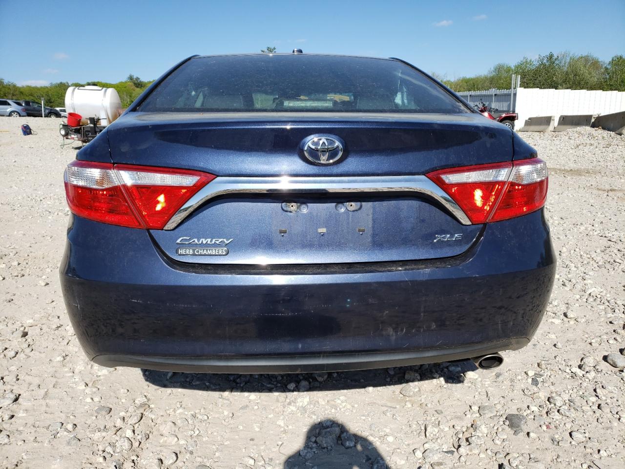 Photo 5 VIN: 4T4BF1FK1FR498119 - TOYOTA CAMRY 