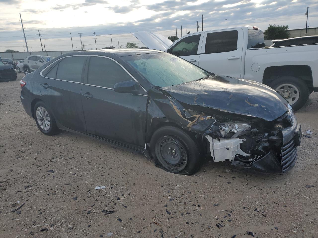 Photo 3 VIN: 4T4BF1FK1FR506977 - TOYOTA CAMRY 