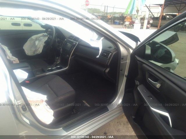 Photo 4 VIN: 4T4BF1FK1GR520069 - TOYOTA CAMRY 