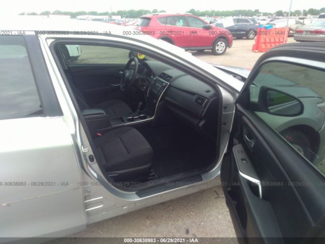 Photo 4 VIN: 4T4BF1FK1GR526583 - TOYOTA CAMRY 