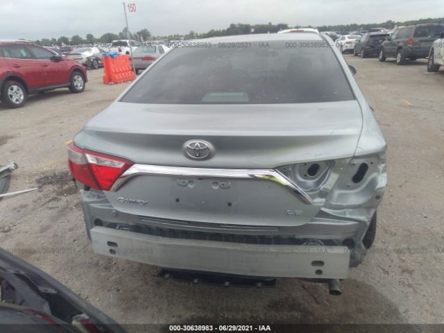 Photo 5 VIN: 4T4BF1FK1GR526583 - TOYOTA CAMRY 