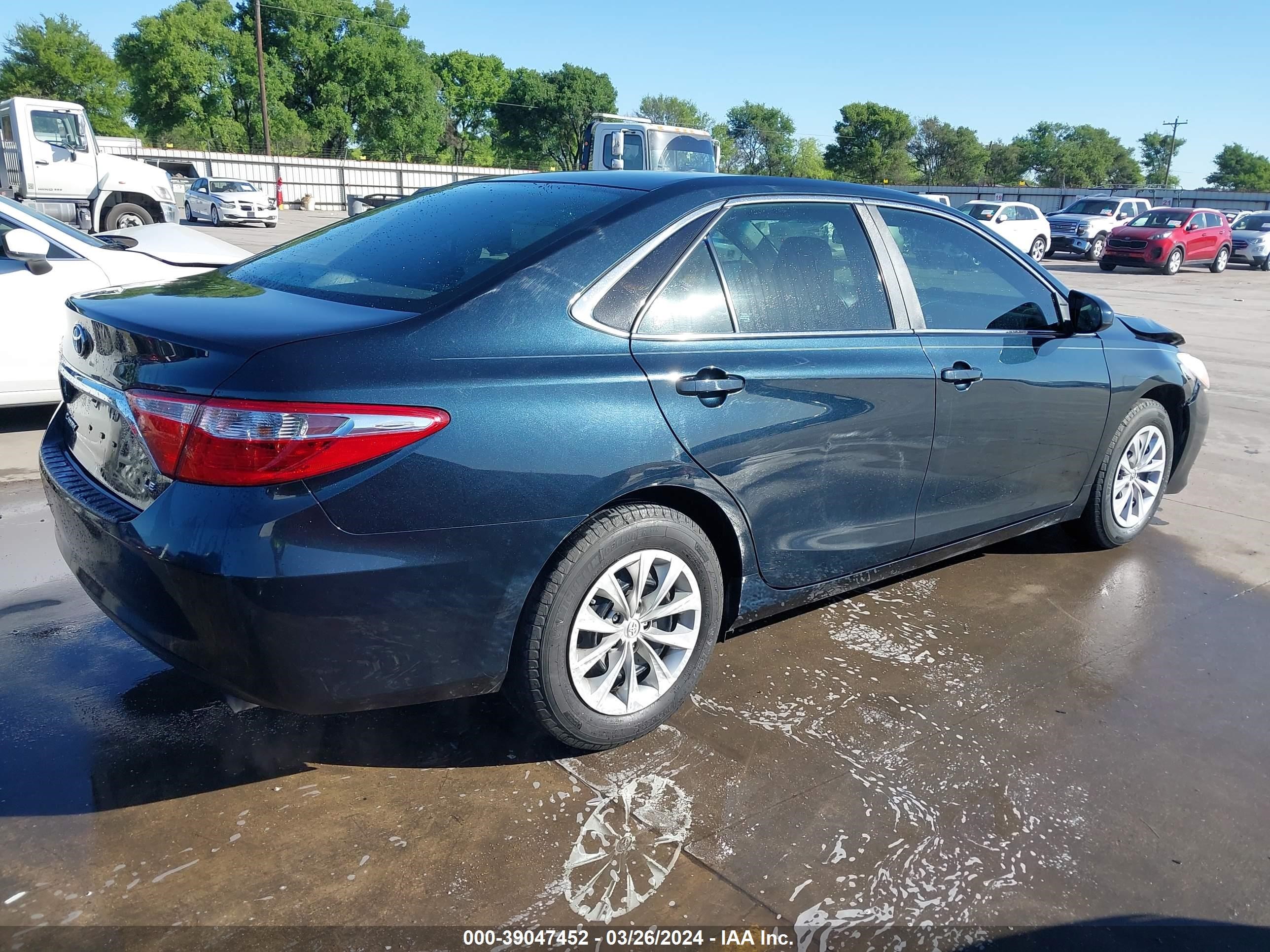 Photo 3 VIN: 4T4BF1FK1GR538782 - TOYOTA CAMRY 