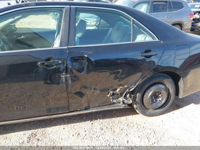 Photo 5 VIN: 4T4BF1FK2CR205761 - TOYOTA CAMRY 