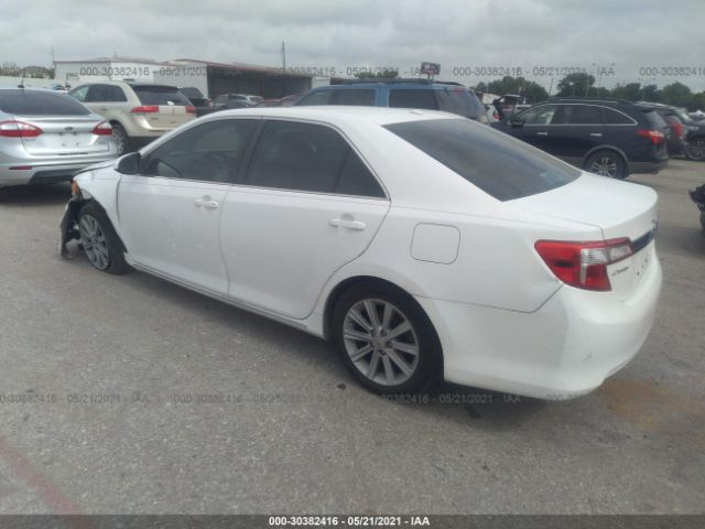 Photo 2 VIN: 4T4BF1FK2CR212595 - TOYOTA CAMRY 