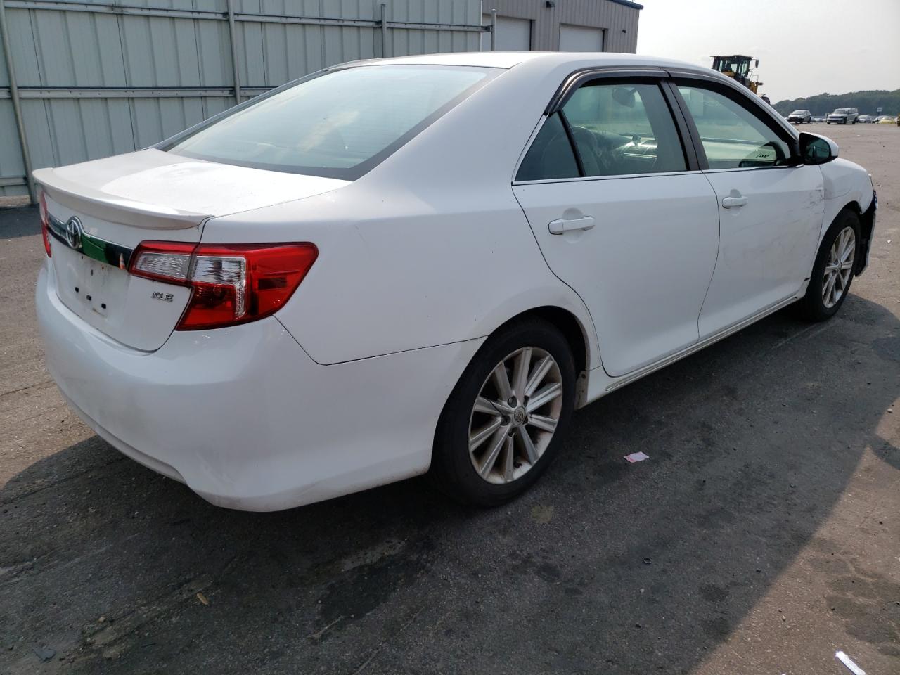 Photo 2 VIN: 4T4BF1FK2CR217540 - TOYOTA CAMRY 