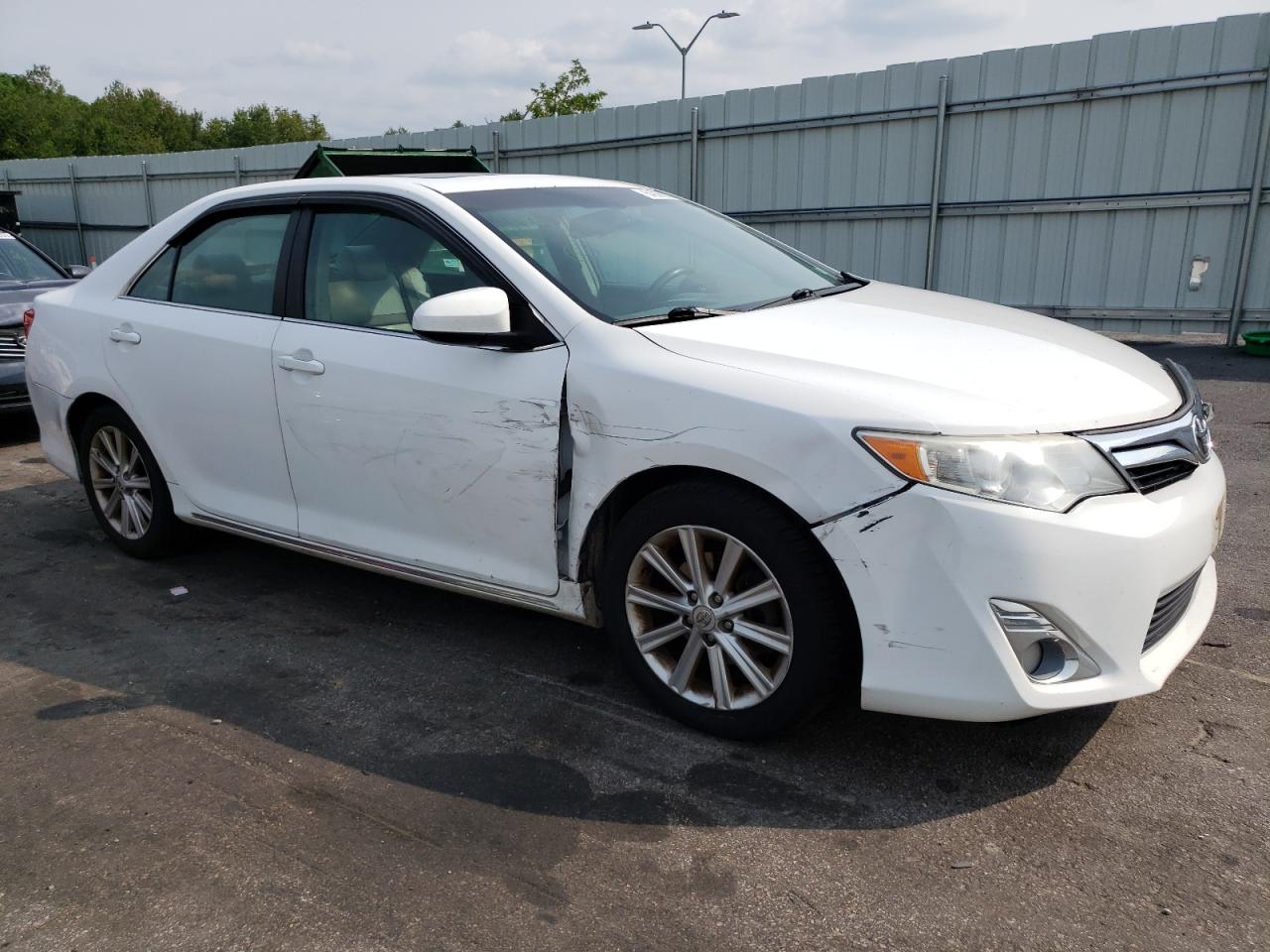 Photo 3 VIN: 4T4BF1FK2CR217540 - TOYOTA CAMRY 