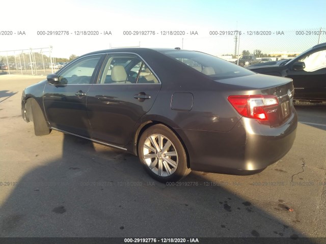 Photo 2 VIN: 4T4BF1FK2CR220339 - TOYOTA CAMRY 