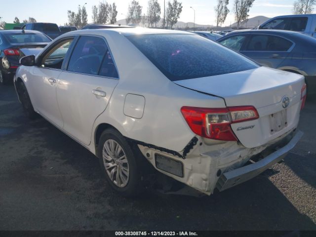 Photo 2 VIN: 4T4BF1FK2CR234211 - TOYOTA CAMRY 