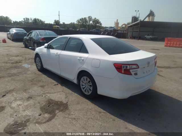 Photo 2 VIN: 4T4BF1FK2CR257133 - TOYOTA CAMRY 