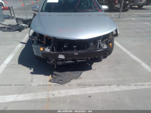 Photo 5 VIN: 4T4BF1FK2CR262977 - TOYOTA CAMRY 