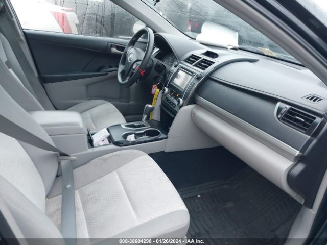 Photo 4 VIN: 4T4BF1FK2CR268097 - TOYOTA CAMRY 