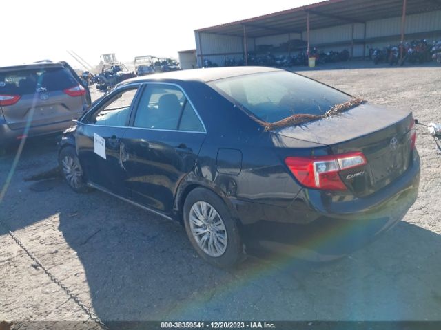 Photo 2 VIN: 4T4BF1FK2DR278501 - TOYOTA CAMRY 