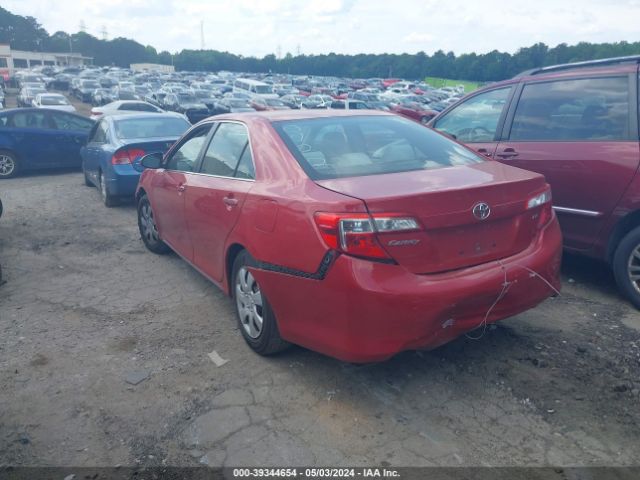 Photo 2 VIN: 4T4BF1FK2DR280722 - TOYOTA CAMRY 