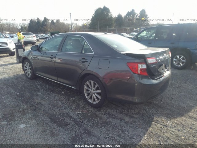 Photo 2 VIN: 4T4BF1FK2DR286827 - TOYOTA CAMRY 