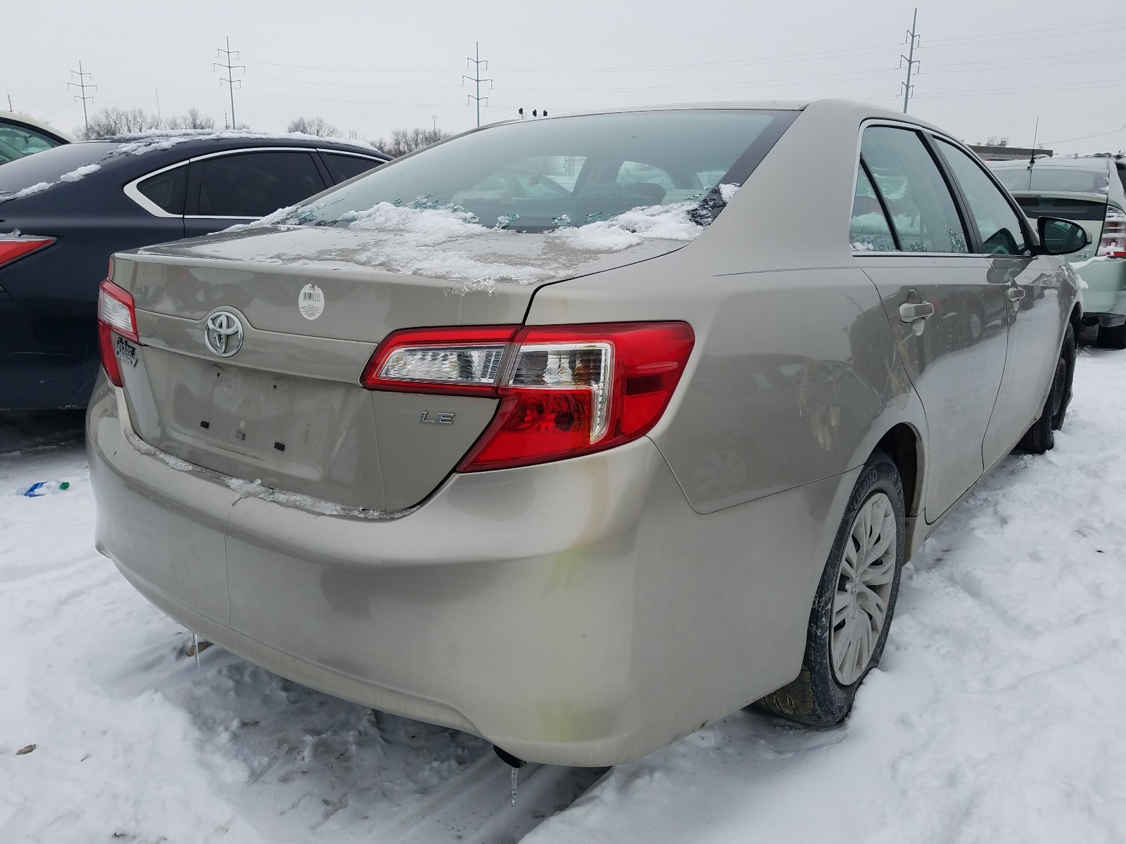 Photo 3 VIN: 4T4BF1FK2DR288075 - TOYOTA CAMRY L 