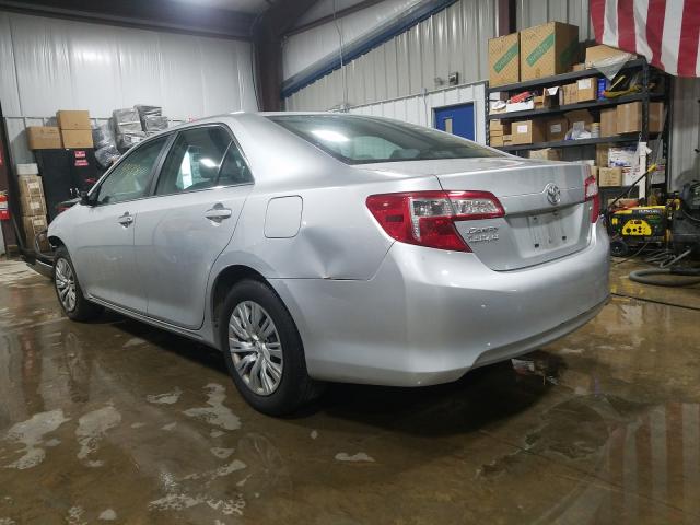 Photo 2 VIN: 4T4BF1FK2DR303335 - TOYOTA CAMRY L 