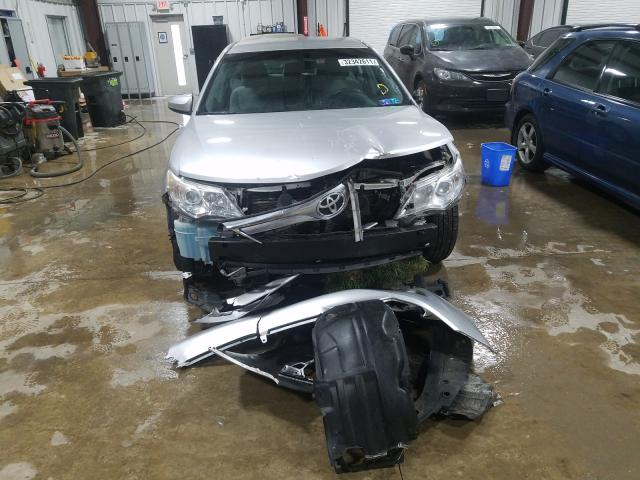 Photo 8 VIN: 4T4BF1FK2DR303335 - TOYOTA CAMRY L 