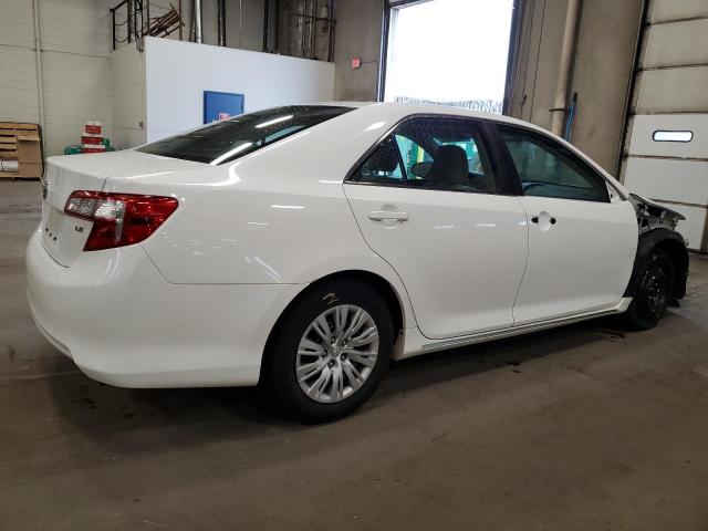 Photo 2 VIN: 4T4BF1FK2DR310768 - TOYOTA CAMRY 