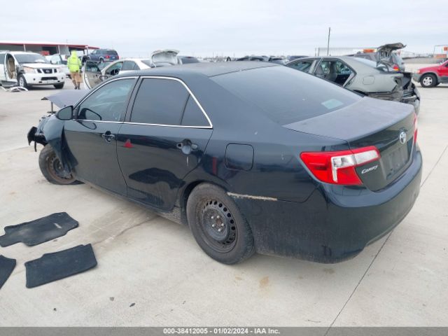 Photo 2 VIN: 4T4BF1FK2DR312679 - TOYOTA CAMRY 