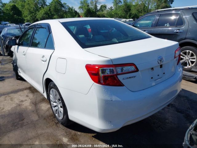 Photo 2 VIN: 4T4BF1FK2ER367960 - TOYOTA CAMRY 