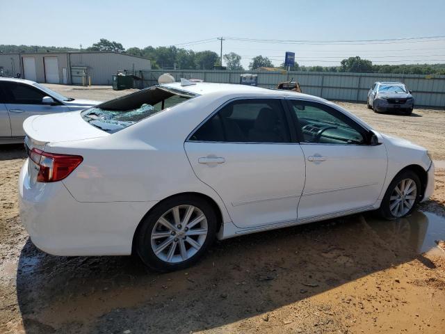 Photo 2 VIN: 4T4BF1FK2ER394379 - TOYOTA CAMRY L 