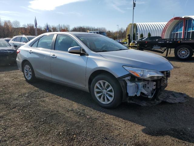 Photo 3 VIN: 4T4BF1FK2FR469941 - TOYOTA CAMRY LE 