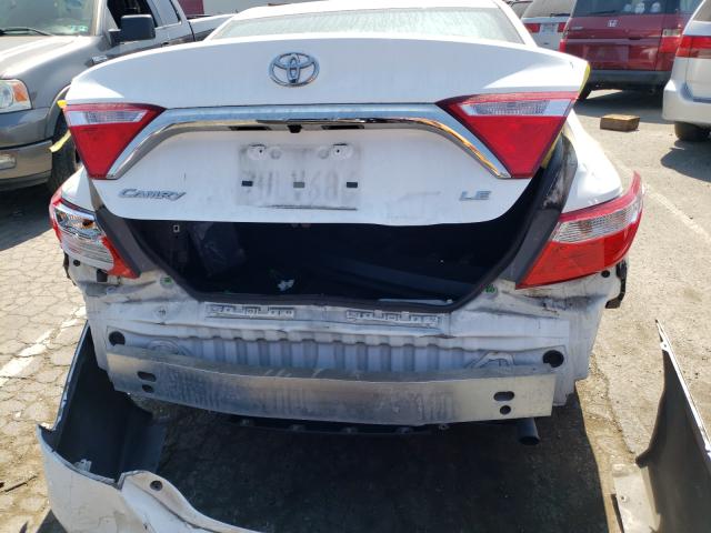 Photo 8 VIN: 4T4BF1FK2GR565215 - TOYOTA CAMRY LE 