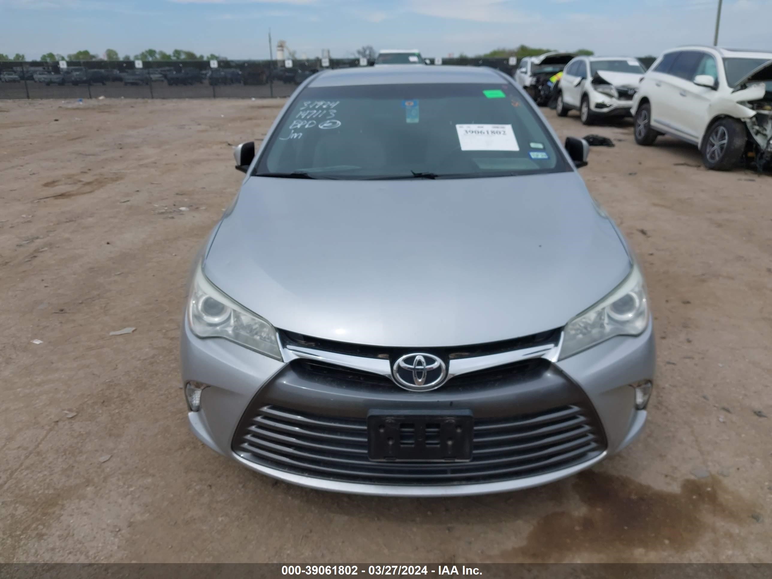 Photo 11 VIN: 4T4BF1FK2GR573525 - TOYOTA CAMRY 